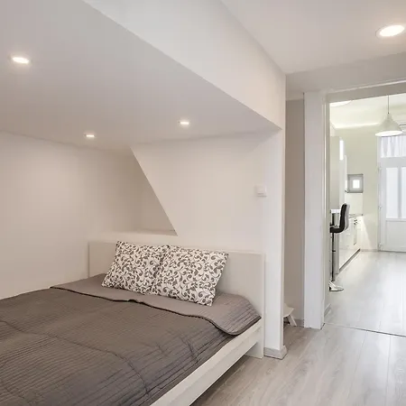 Kings Cross Apartment